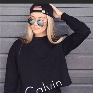 Calvin Klein crop top sweater